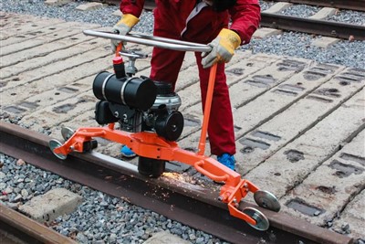 Rail Sib Tsoo Tshuab (Kev tsheb ciav hlau khiav tsheb)